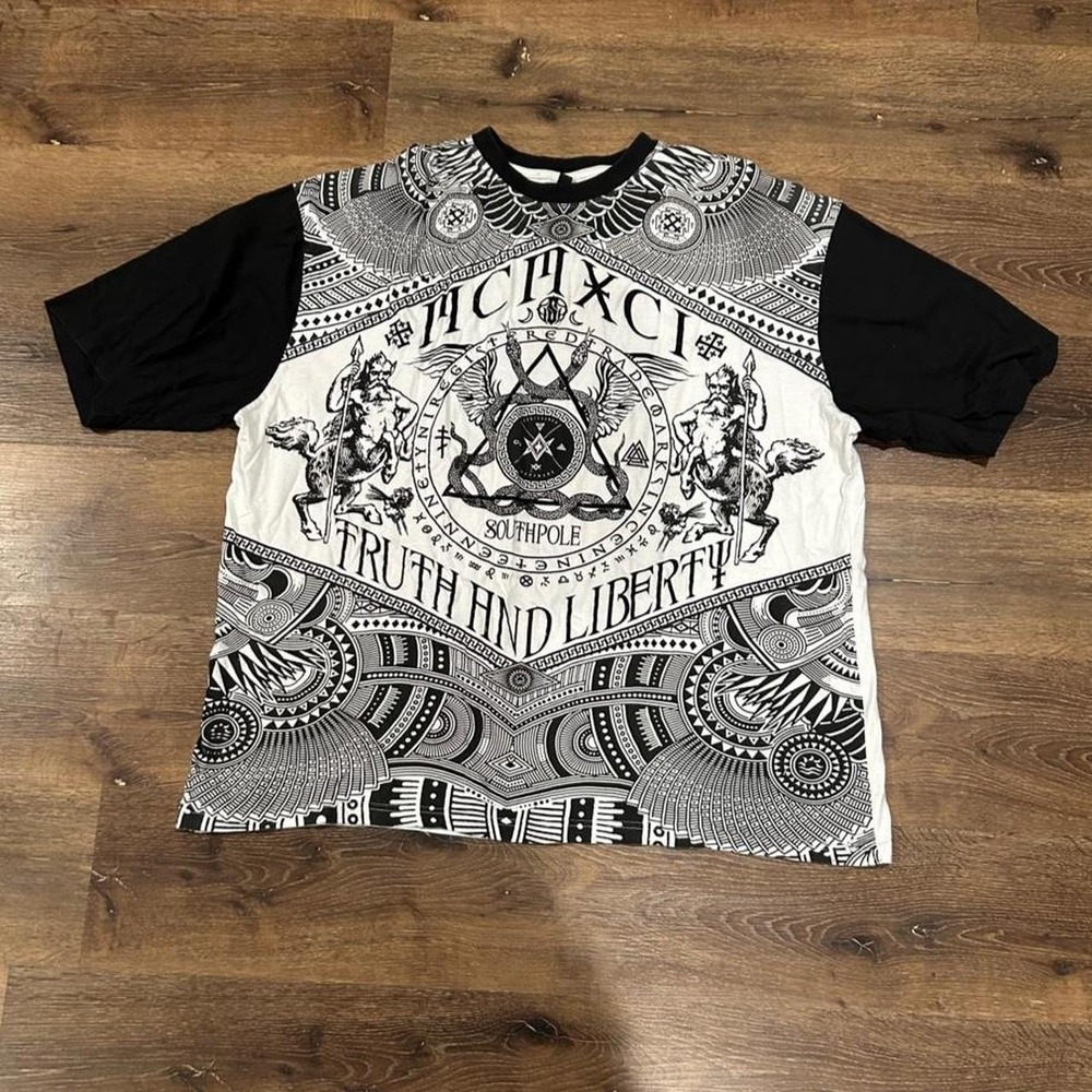 Southpole Y2K Graphic Tee - 5XL - Big and Tall - baggy